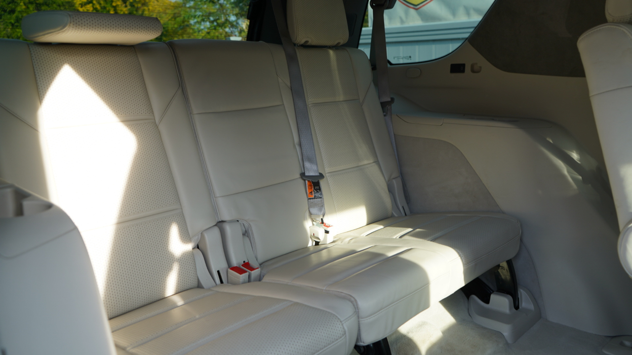 Cadillac Escalade 4WD 4dr Sport Platinum 2025