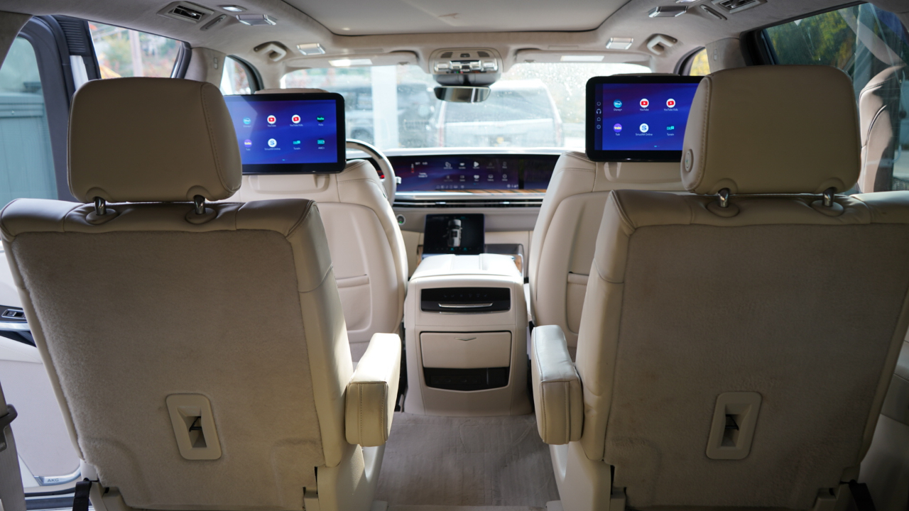Cadillac Escalade 4WD 4dr Sport Platinum 2025
