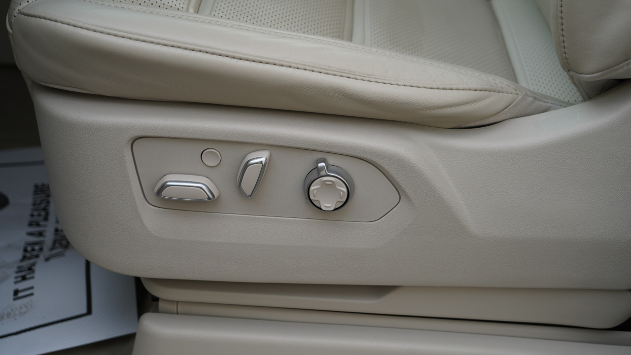 Cadillac Escalade 4WD 4dr Sport Platinum 2025