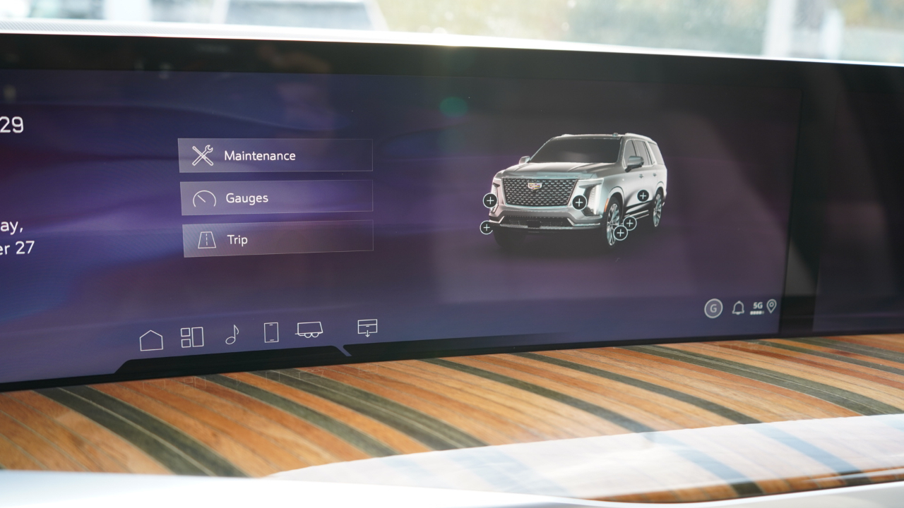 Cadillac Escalade 4WD 4dr Sport Platinum 2025