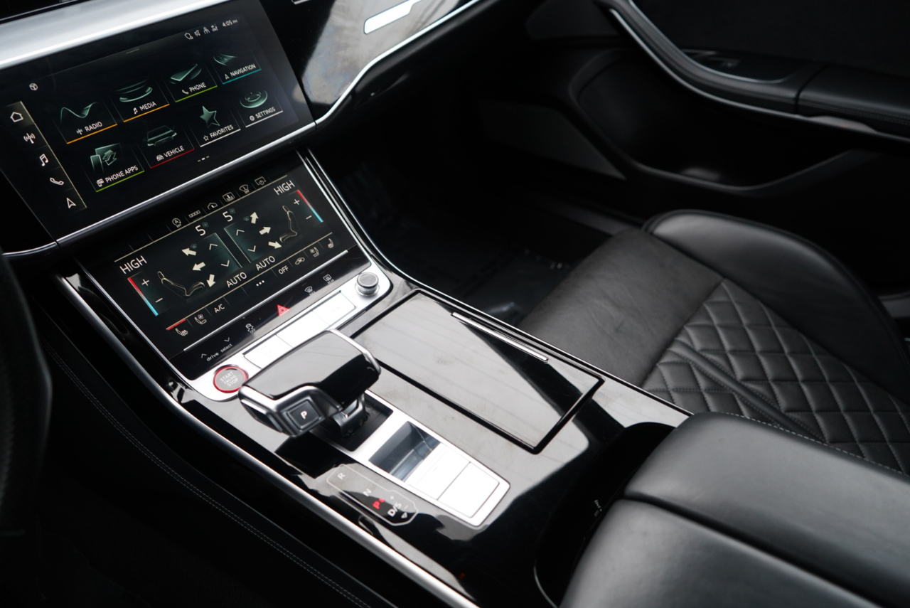 Audi S8 4.0 TFSI 2022