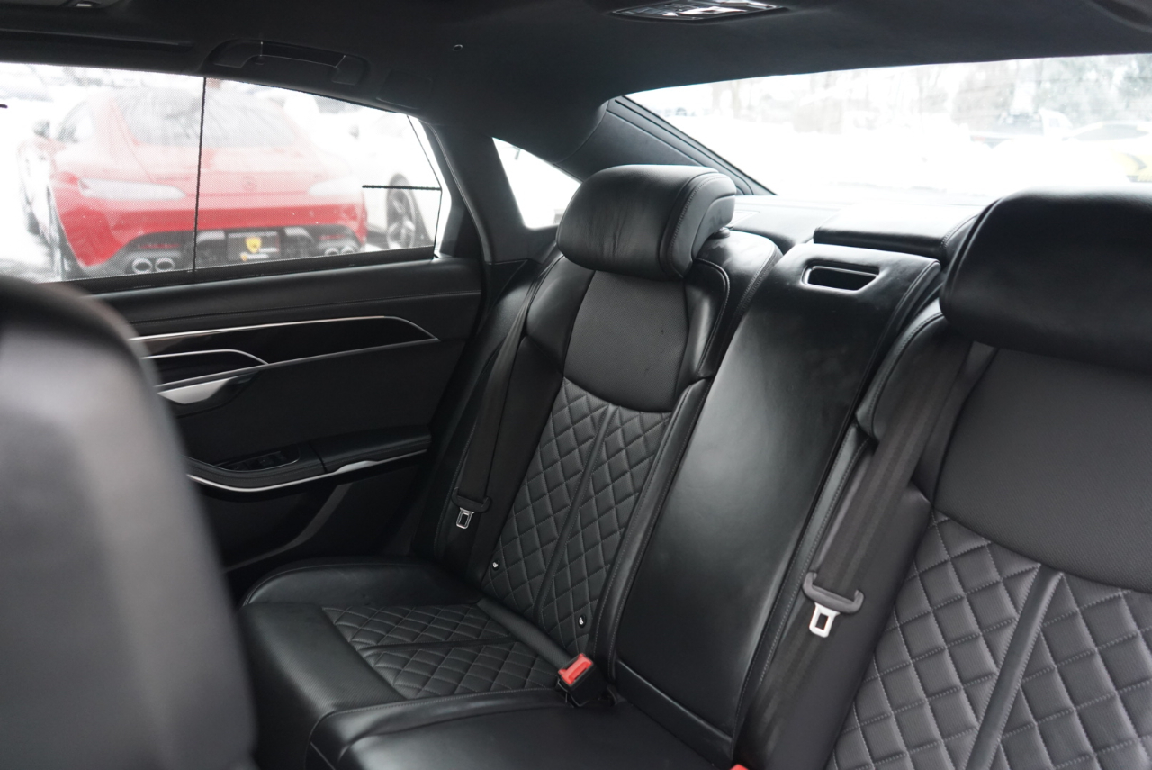 Audi S8 4.0 TFSI 2022