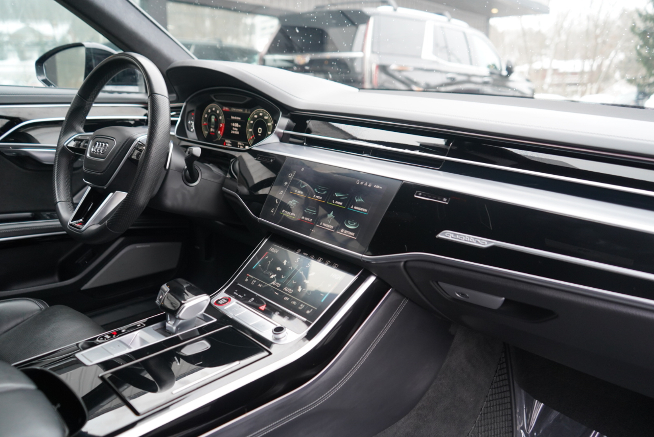 Audi S8 4.0 TFSI 2022