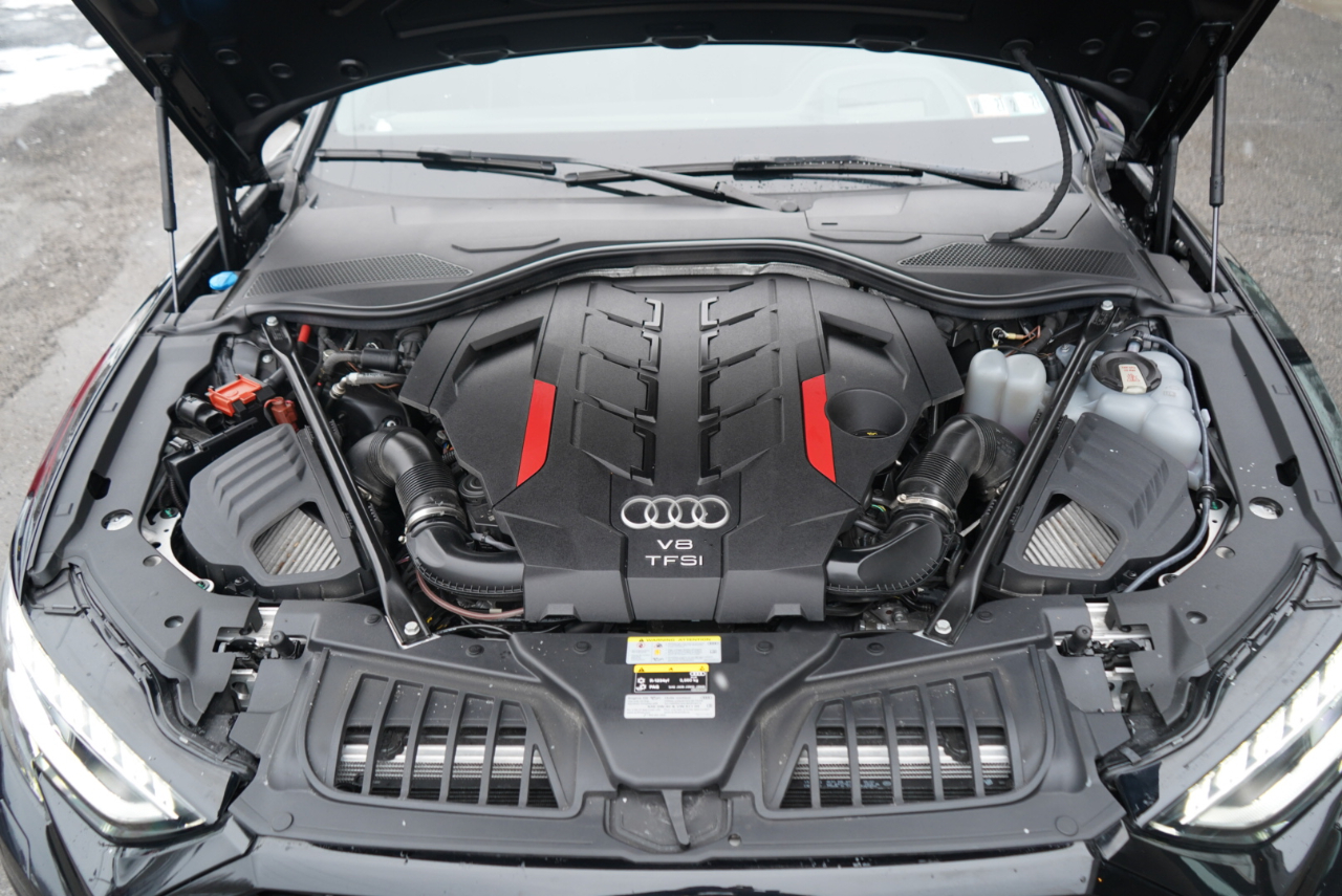 Audi S8 4.0 TFSI 2022