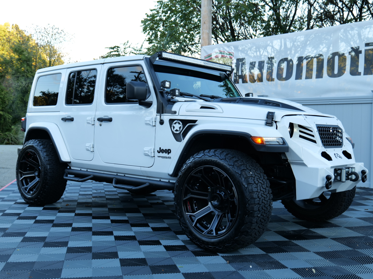 Jeep Wrangler Unlimited Sahara Altitude 4x4 2021 Jeep Wrangler Unlimited Sahara Altitude 4x4 2021