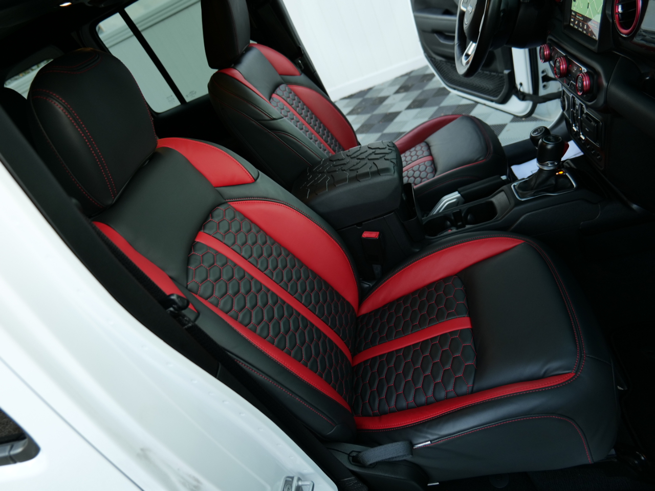 Jeep Wrangler Unlimited Sahara Altitude 4x4 2021 Jeep Wrangler Unlimited Sahara Altitude 4x4 2021