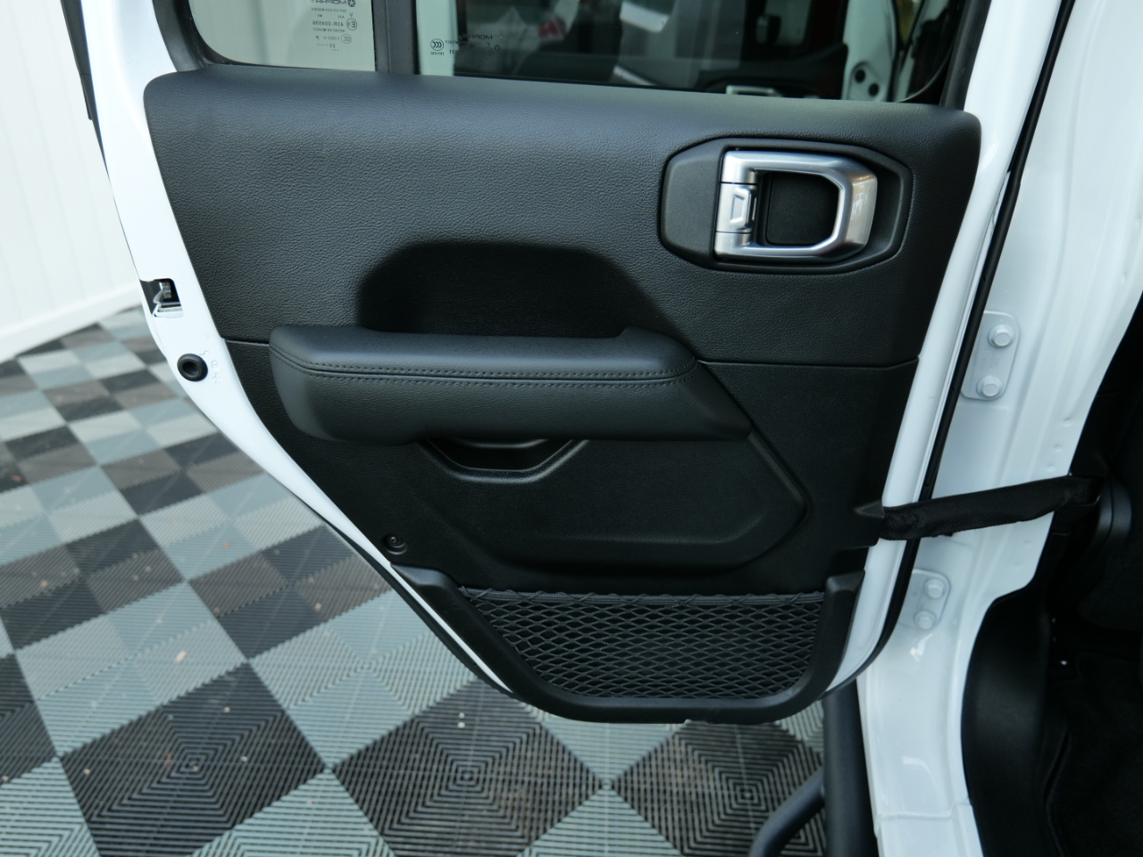 Jeep Wrangler Unlimited Sahara Altitude 4x4 2021 Jeep Wrangler Unlimited Sahara Altitude 4x4 2021