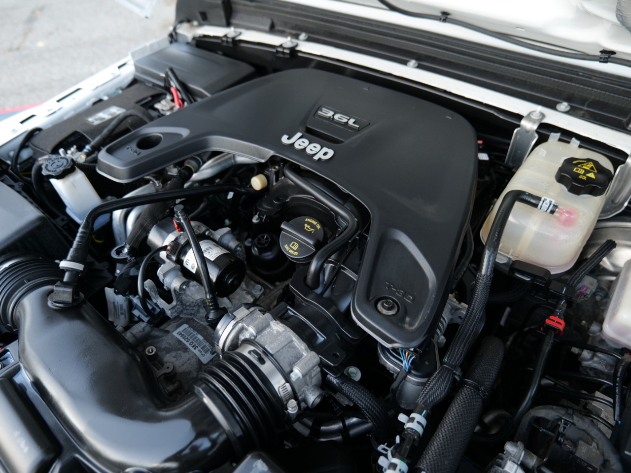 Jeep Wrangler Unlimited Sahara Altitude 4x4 2021 Jeep Wrangler Unlimited Sahara Altitude 4x4 2021