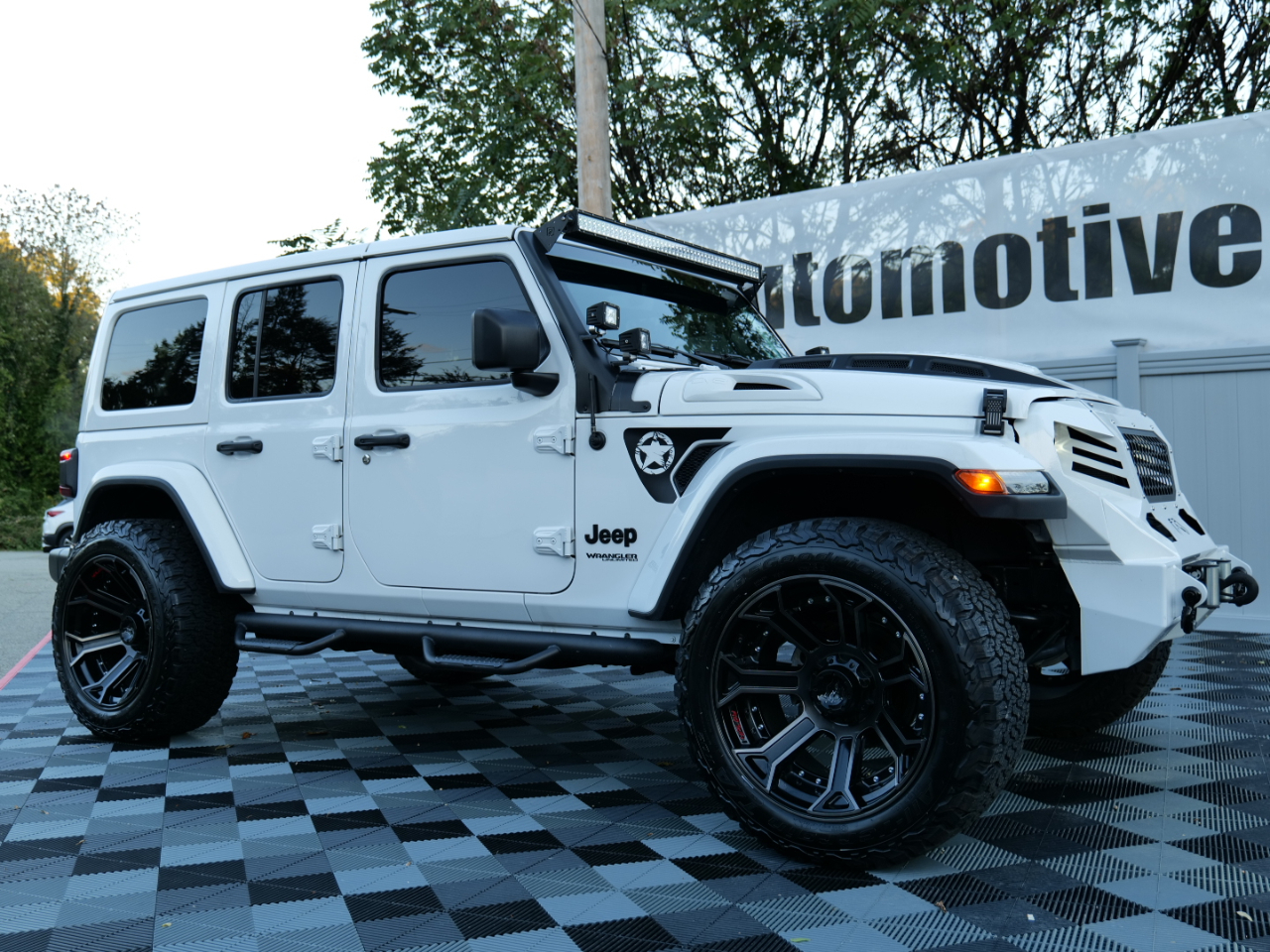 Jeep Wrangler Unlimited Sahara Altitude 4x4 2021 Jeep Wrangler Unlimited Sahara Altitude 4x4 2021