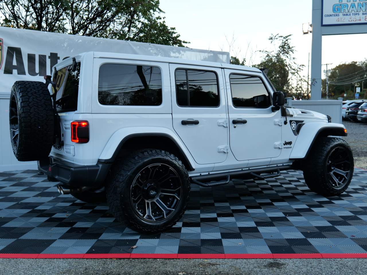 Jeep Wrangler Unlimited Sahara Altitude 4x4 2021 Jeep Wrangler Unlimited Sahara Altitude 4x4 2021