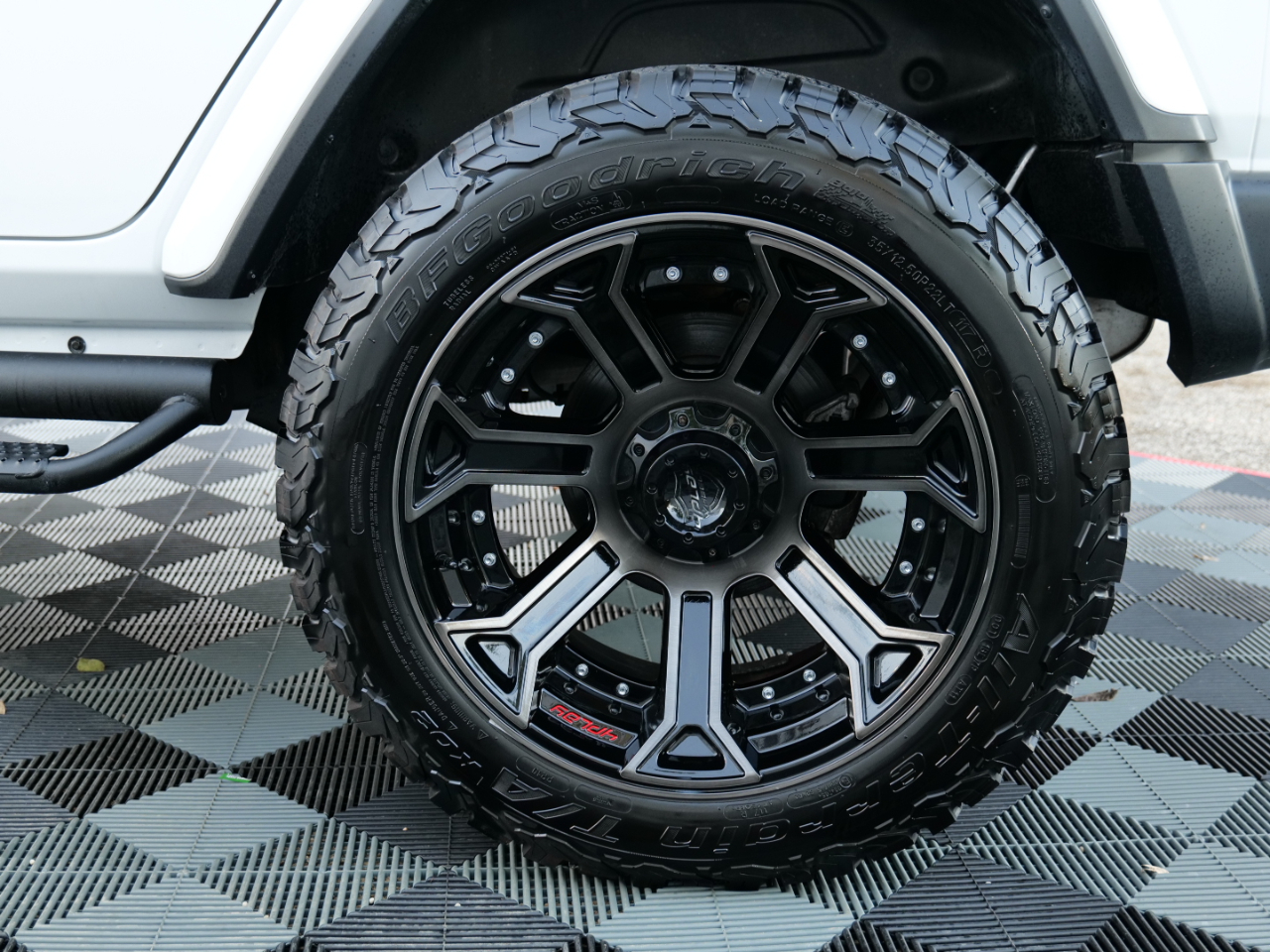 Jeep Wrangler Unlimited Sahara Altitude 4x4 2021 Jeep Wrangler Unlimited Sahara Altitude 4x4 2021