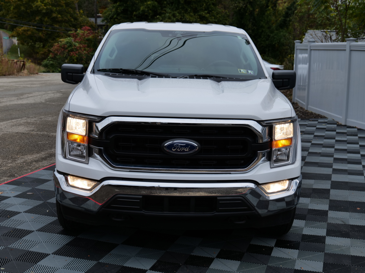 Ford F-150 XLT 4WD SuperCrew 5.5' Box 2021 Ford F-150 XLT 4WD SuperCrew 5.5' Box 2021