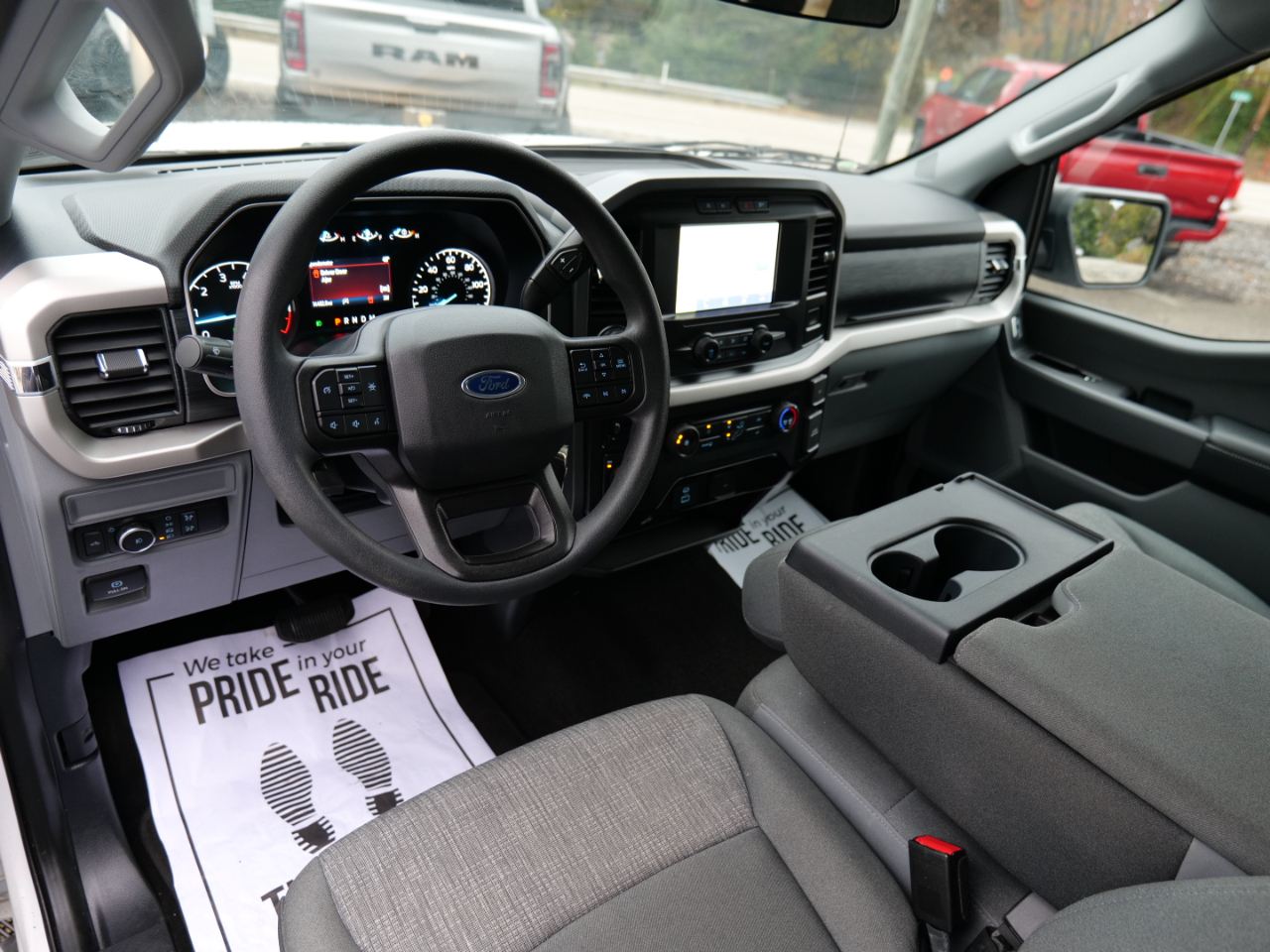 Ford F-150 XLT 4WD SuperCrew 5.5' Box 2021 Ford F-150 XLT 4WD SuperCrew 5.5' Box 2021