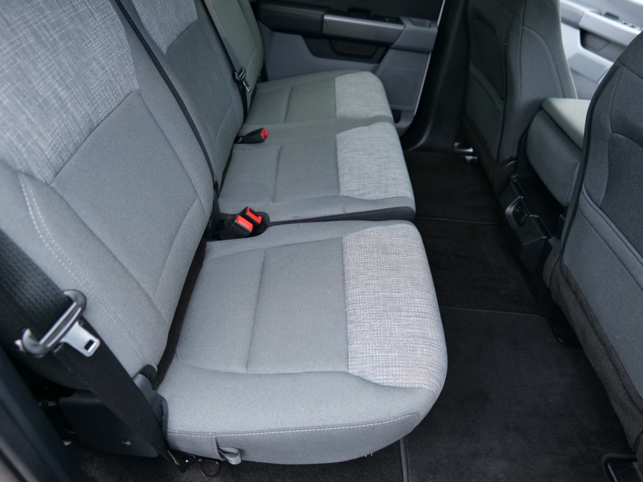 Ford F-150 XLT 4WD SuperCrew 5.5' Box 2021 Ford F-150 XLT 4WD SuperCrew 5.5' Box 2021