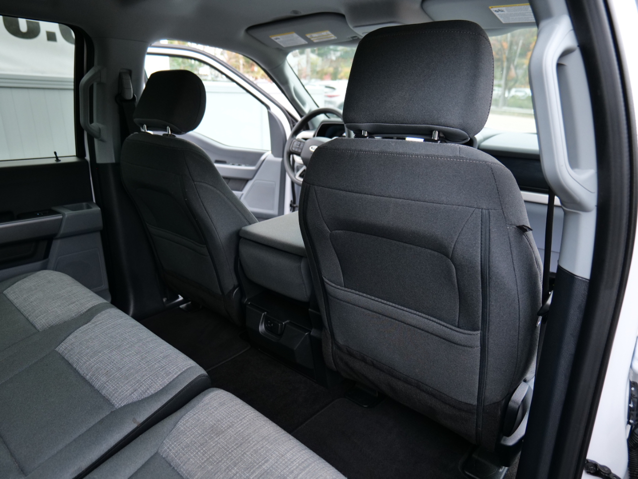 Ford F-150 XLT 4WD SuperCrew 5.5' Box 2021 Ford F-150 XLT 4WD SuperCrew 5.5' Box 2021