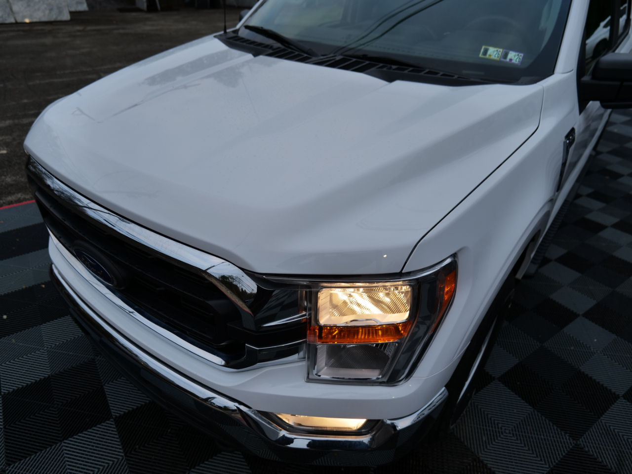 Ford F-150 XLT 4WD SuperCrew 5.5' Box 2021 Ford F-150 XLT 4WD SuperCrew 5.5' Box 2021