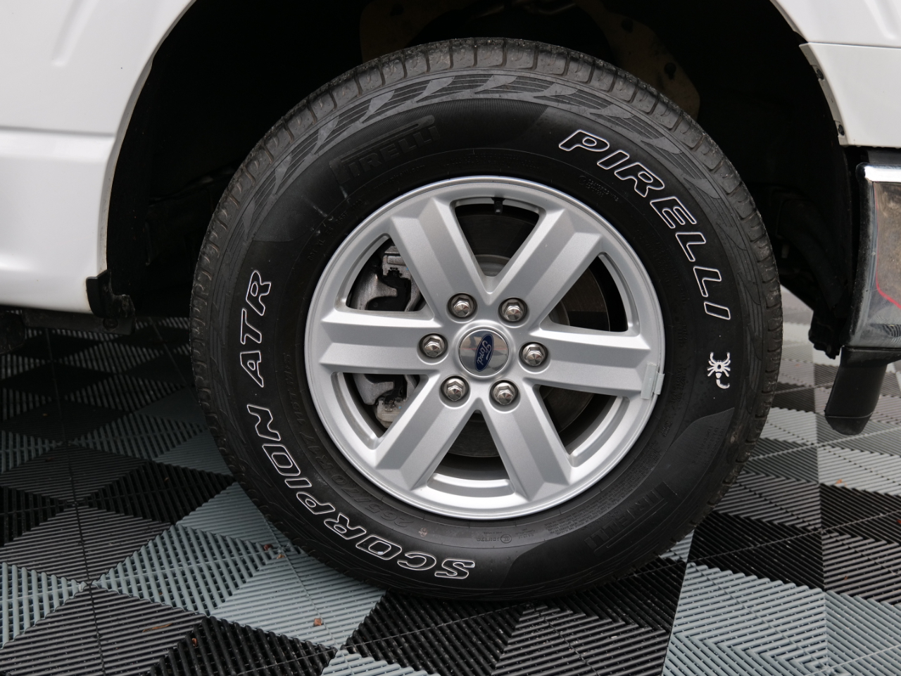 Ford F-150 XLT 4WD SuperCrew 5.5' Box 2021 Ford F-150 XLT 4WD SuperCrew 5.5' Box 2021