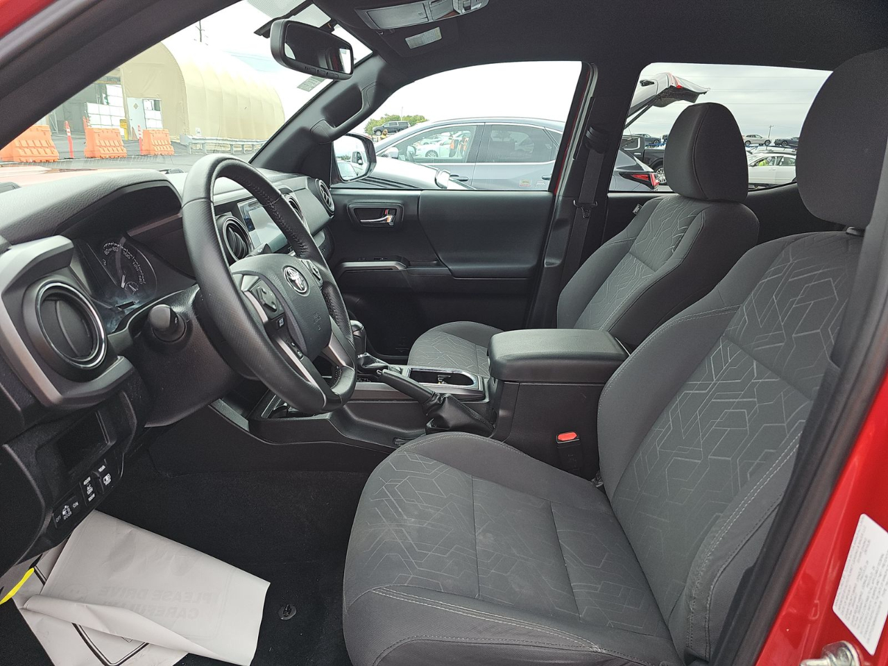 2017 Toyota Tacoma TRD Sport Double Cab 4x4 photo 8