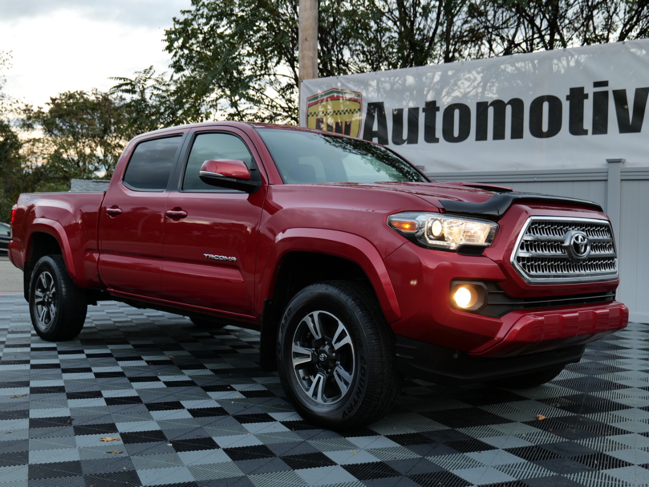 Toyota Tacoma TRD Sport Double Cab 4WD 2017 Toyota Tacoma TRD Sport Double Cab 4WD 2017