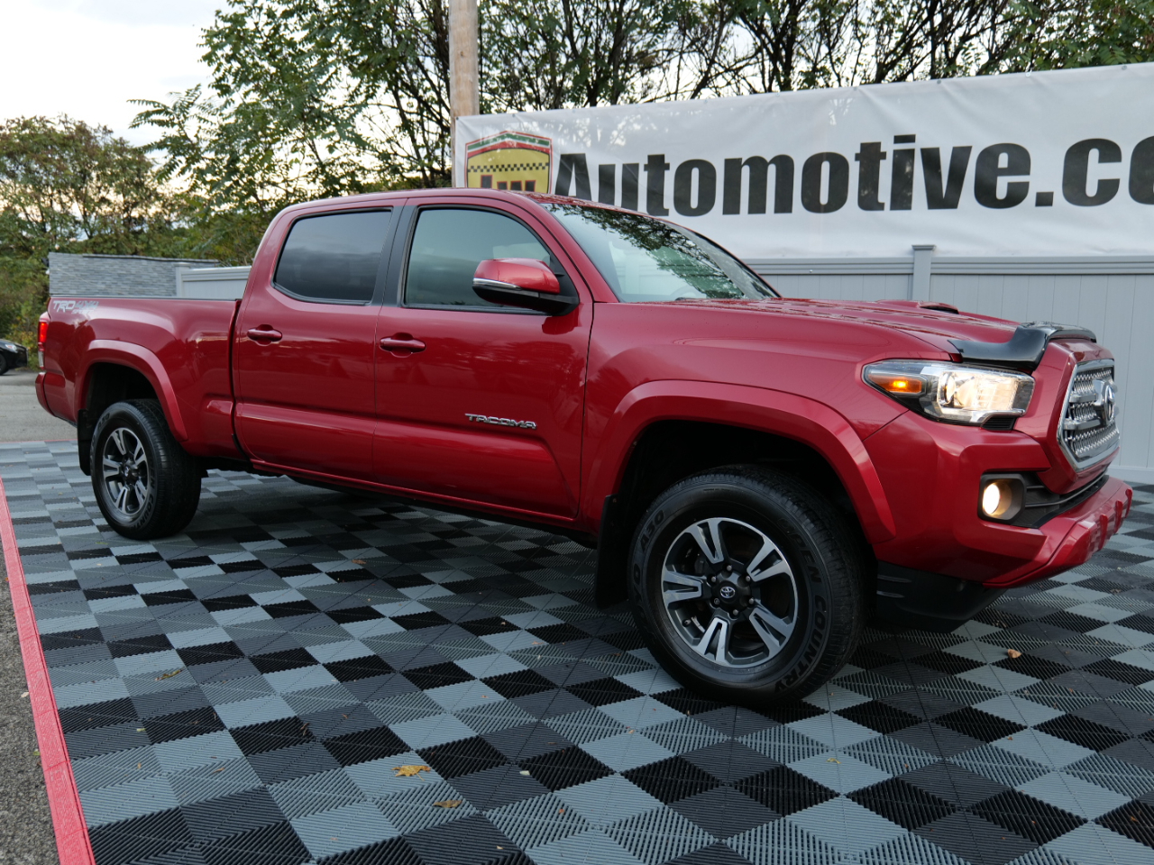 Toyota Tacoma TRD Sport Double Cab 4WD 2017 Toyota Tacoma TRD Sport Double Cab 4WD 2017
