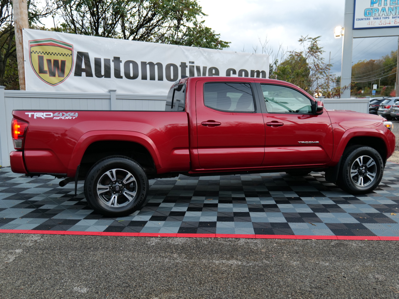 Toyota Tacoma TRD Sport Double Cab 4WD 2017 Toyota Tacoma TRD Sport Double Cab 4WD 2017