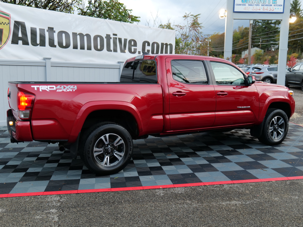 Toyota Tacoma TRD Sport Double Cab 4WD 2017 Toyota Tacoma TRD Sport Double Cab 4WD 2017