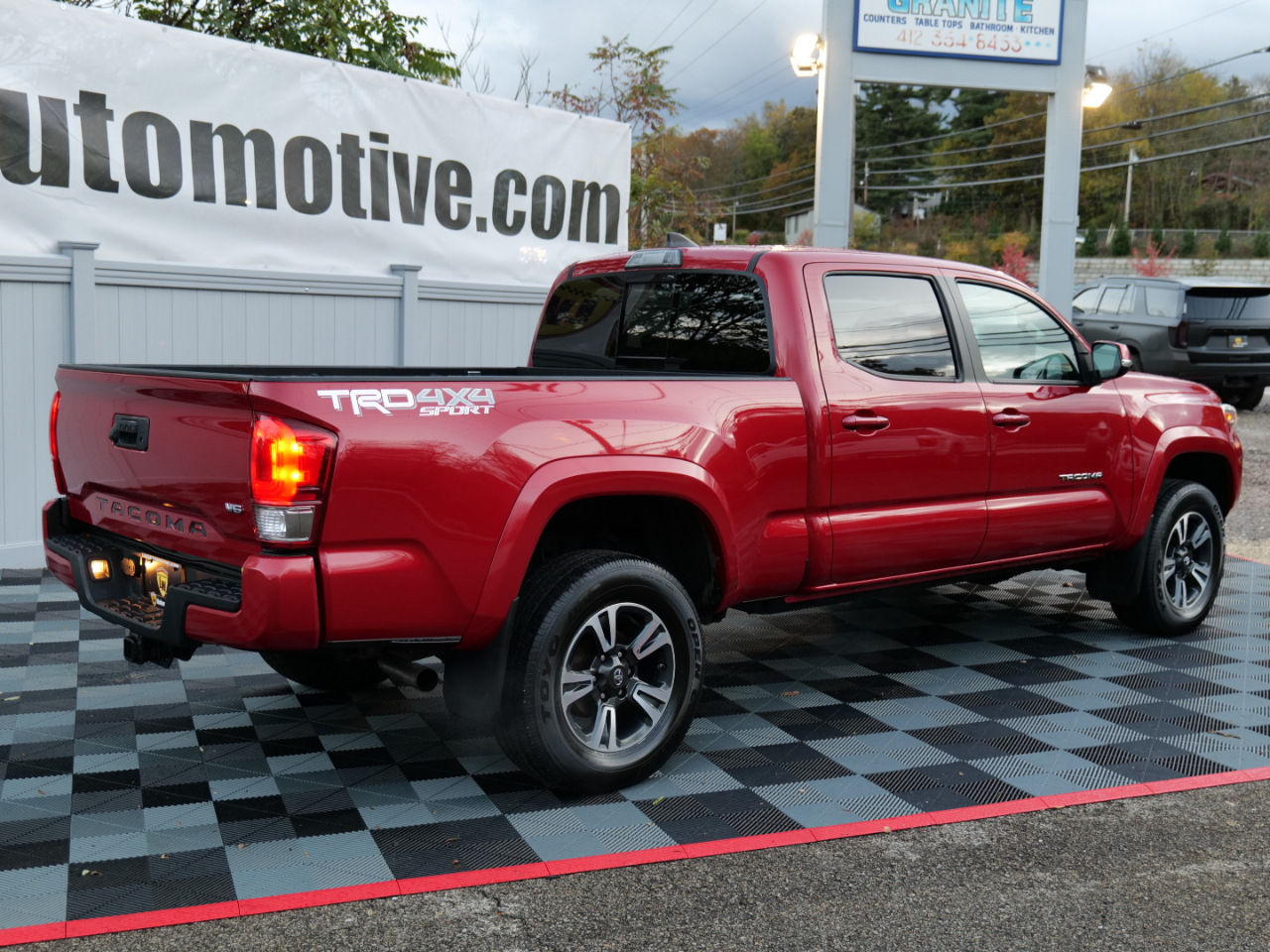 Toyota Tacoma TRD Sport Double Cab 4WD 2017 Toyota Tacoma TRD Sport Double Cab 4WD 2017