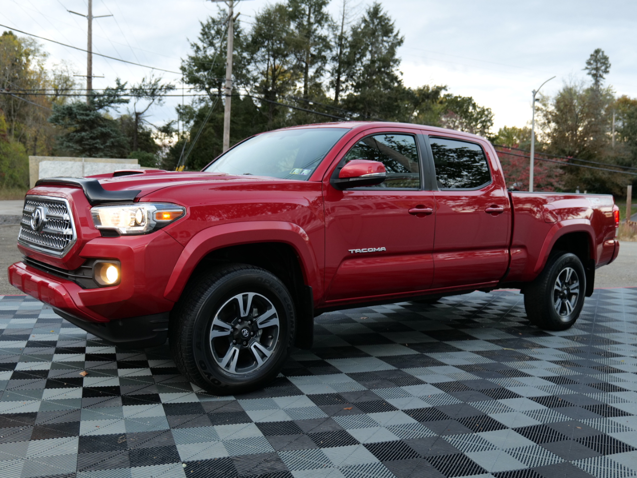 Toyota Tacoma TRD Sport Double Cab 4WD 2017 Toyota Tacoma TRD Sport Double Cab 4WD 2017