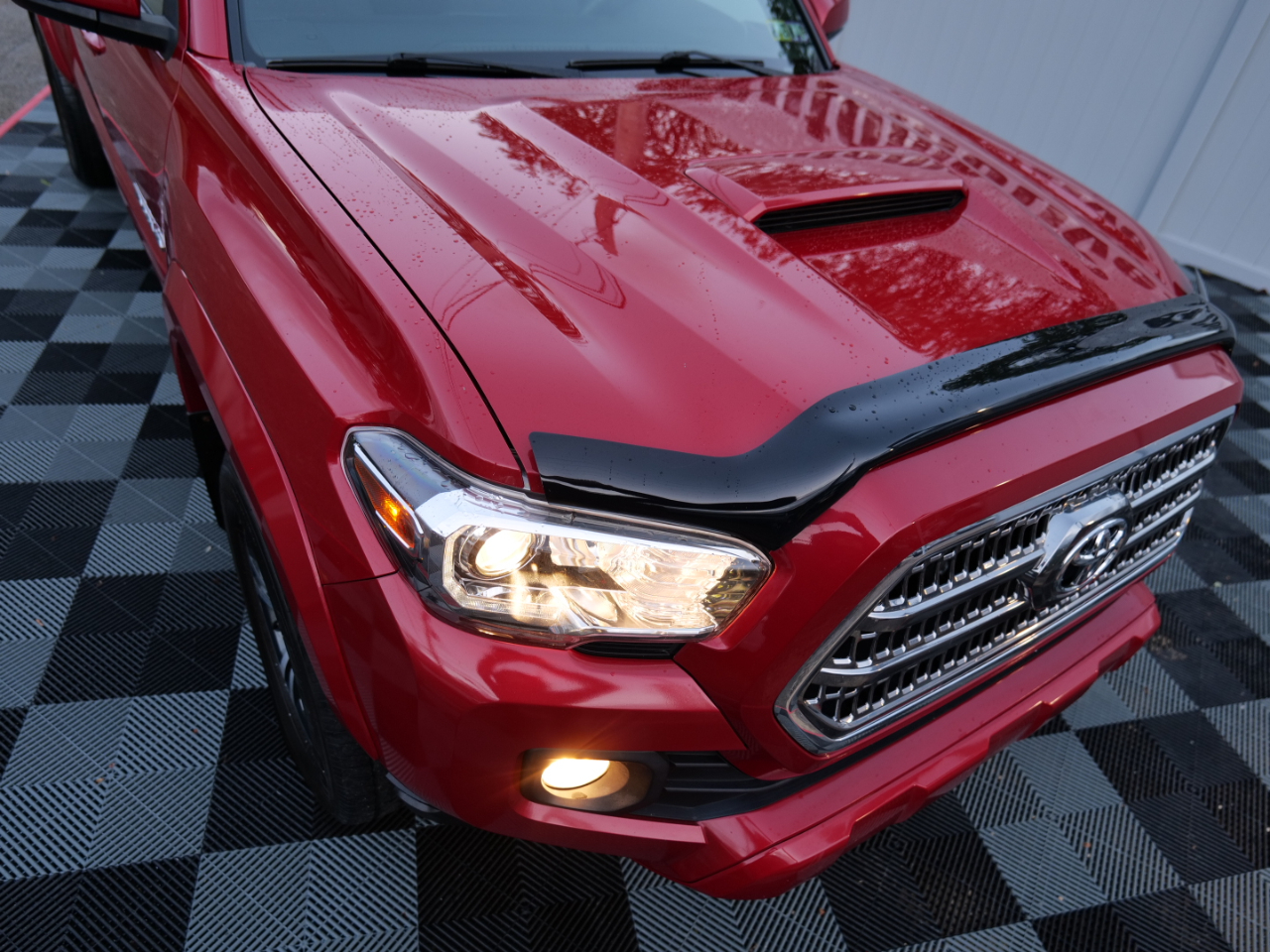 Toyota Tacoma TRD Sport Double Cab 4WD 2017 Toyota Tacoma TRD Sport Double Cab 4WD 2017