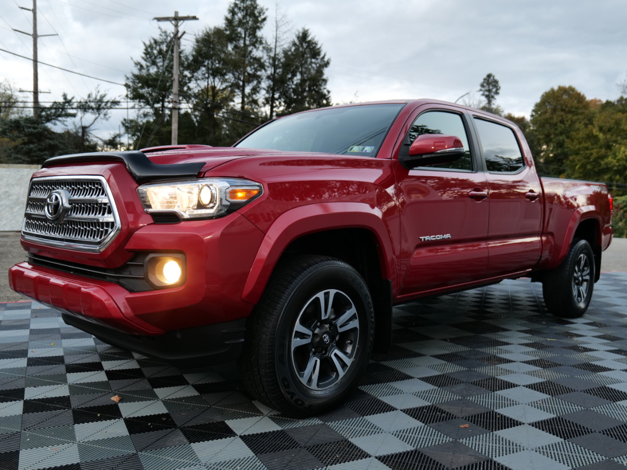 Toyota Tacoma TRD Sport Double Cab 4WD 2017 Toyota Tacoma TRD Sport Double Cab 4WD 2017