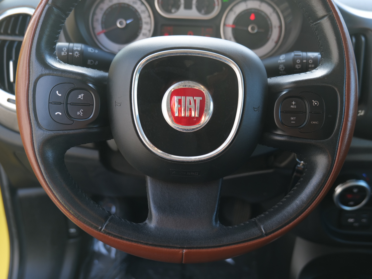 Fiat 500L 5dr HB Trekking 2014 Fiat 500L 5dr HB Trekking 2014