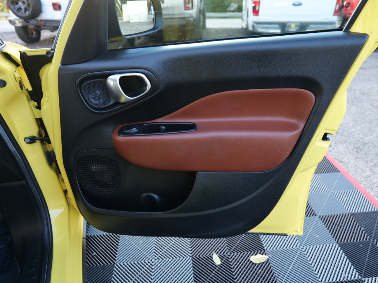 Fiat 500L 5dr HB Trekking 2014 Fiat 500L 5dr HB Trekking 2014