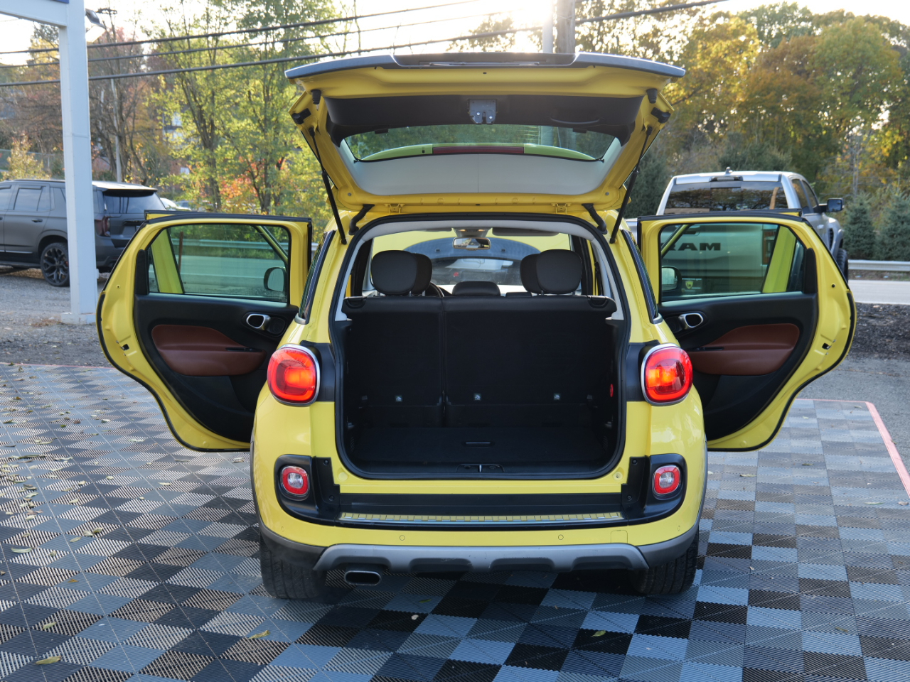 Fiat 500L 5dr HB Trekking 2014 Fiat 500L 5dr HB Trekking 2014