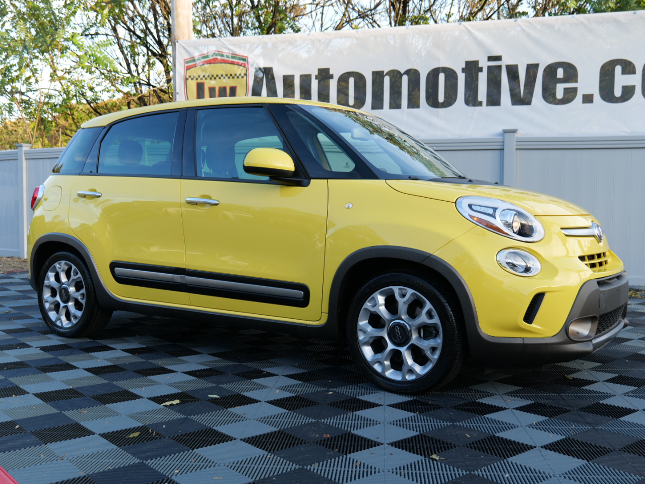Fiat 500L 5dr HB Trekking 2014 Fiat 500L 5dr HB Trekking 2014