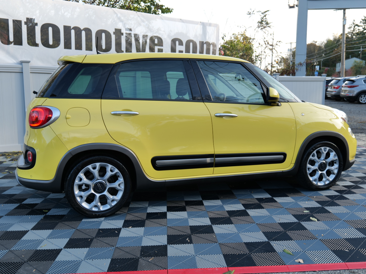 Fiat 500L 5dr HB Trekking 2014 Fiat 500L 5dr HB Trekking 2014