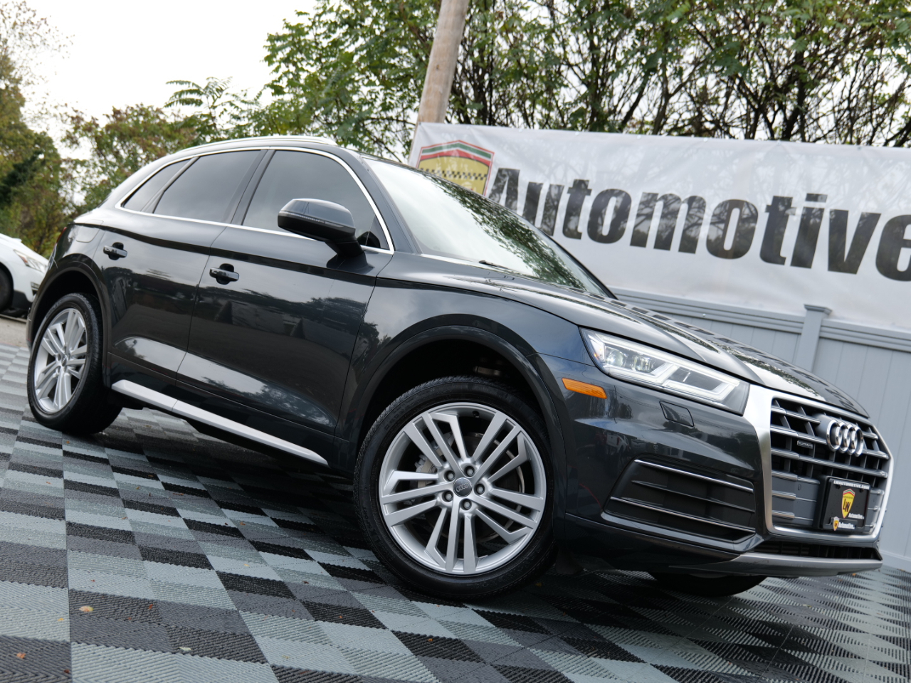 2019 Audi Q5 Premium Plus 45 TFSI quattro