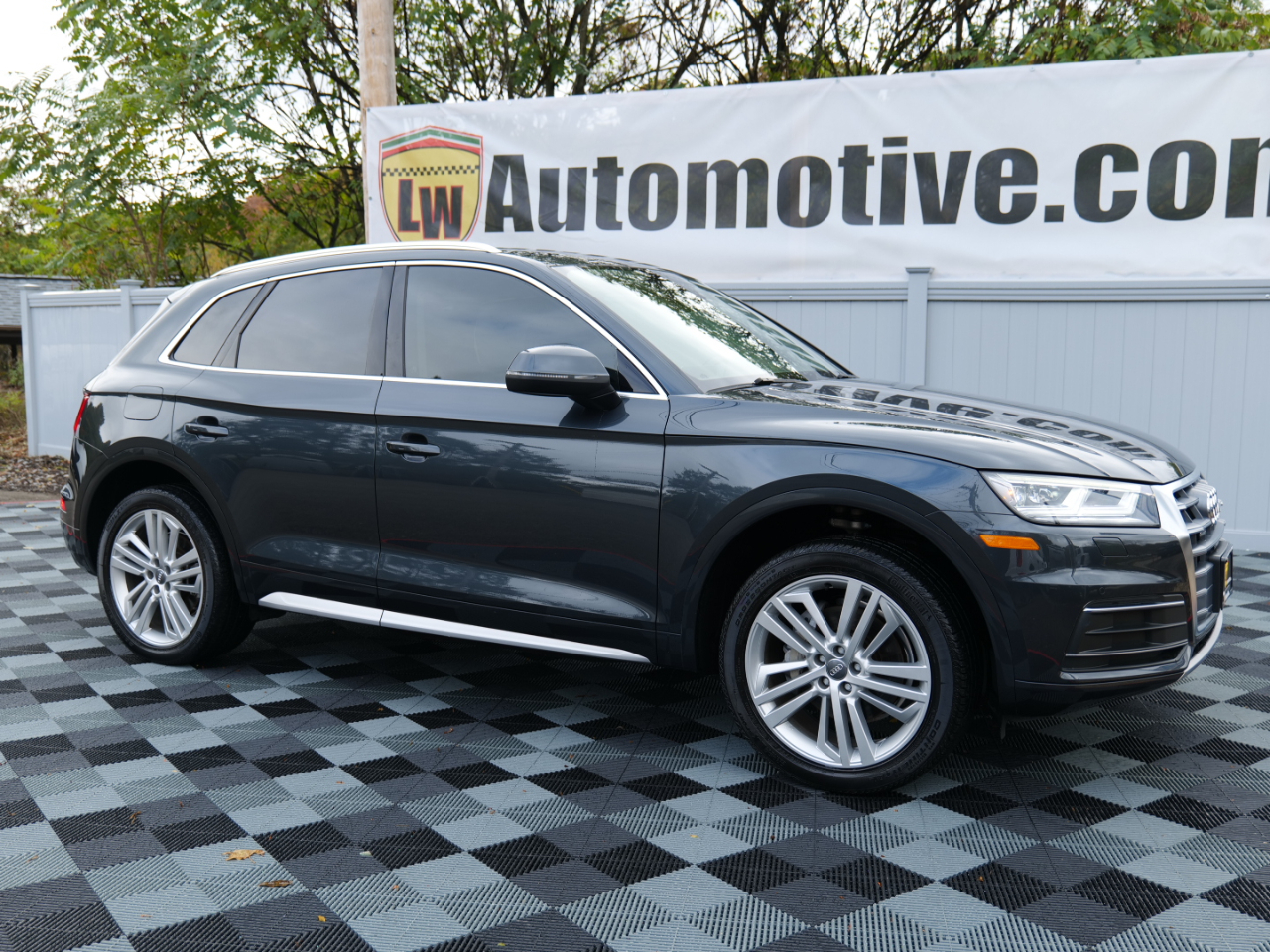 Audi Q5 Premium Plus 45 TFSI quattro 2019 Audi Q5 Premium Plus 45 TFSI quattro 2019