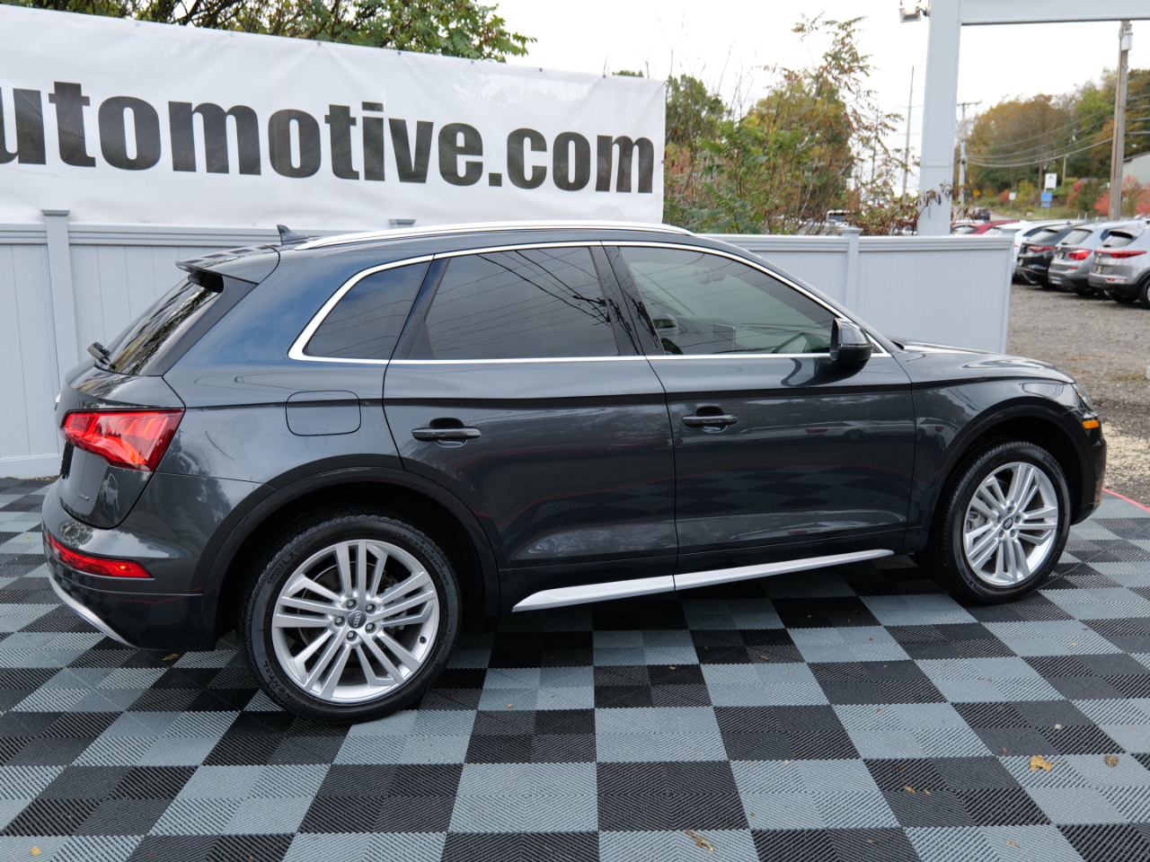 Audi Q5 Premium Plus 45 TFSI quattro 2019 Audi Q5 Premium Plus 45 TFSI quattro 2019