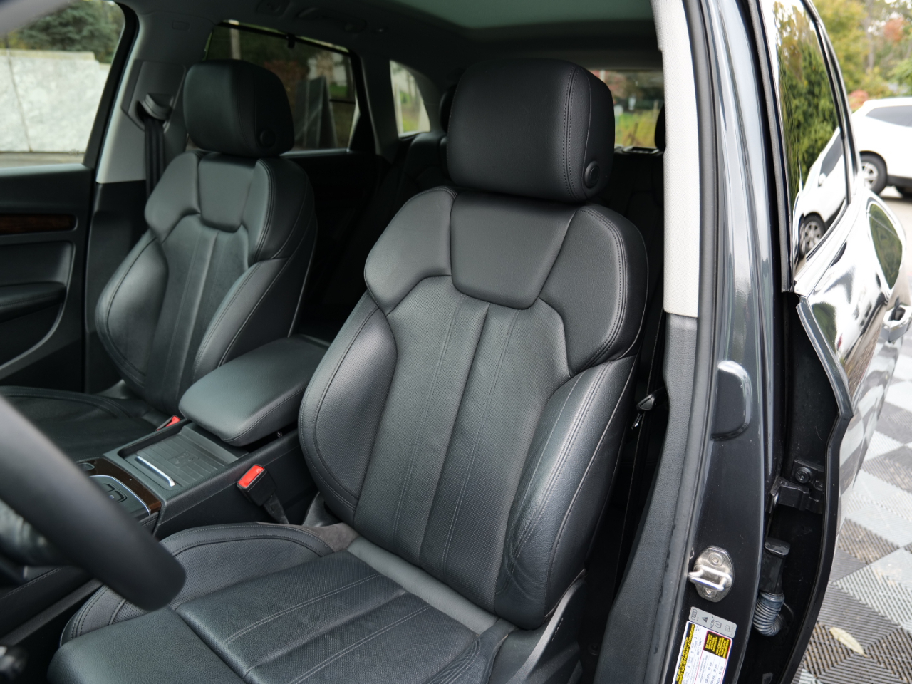 Audi Q5 Premium Plus 45 TFSI quattro 2019 Audi Q5 Premium Plus 45 TFSI quattro 2019