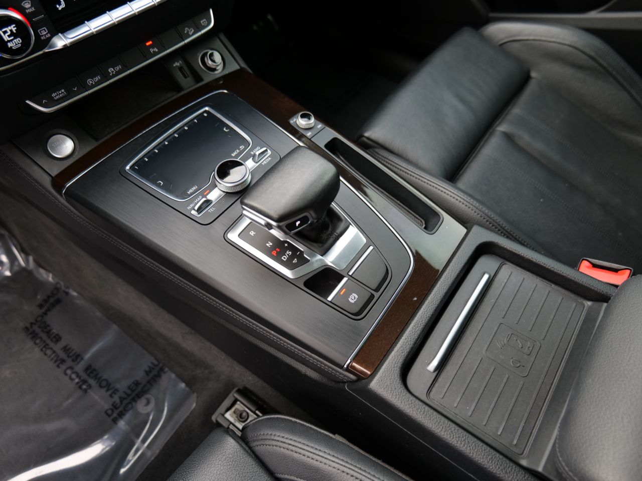 Audi Q5 Premium Plus 45 TFSI quattro 2019 Audi Q5 Premium Plus 45 TFSI quattro 2019
