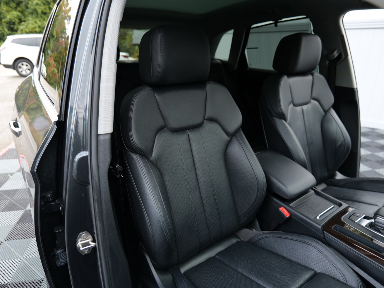 Audi Q5 Premium Plus 45 TFSI quattro 2019 Audi Q5 Premium Plus 45 TFSI quattro 2019