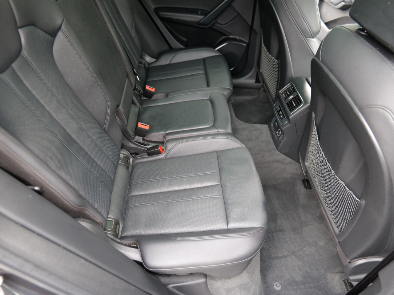 Audi Q5 Premium Plus 45 TFSI quattro 2019 Audi Q5 Premium Plus 45 TFSI quattro 2019
