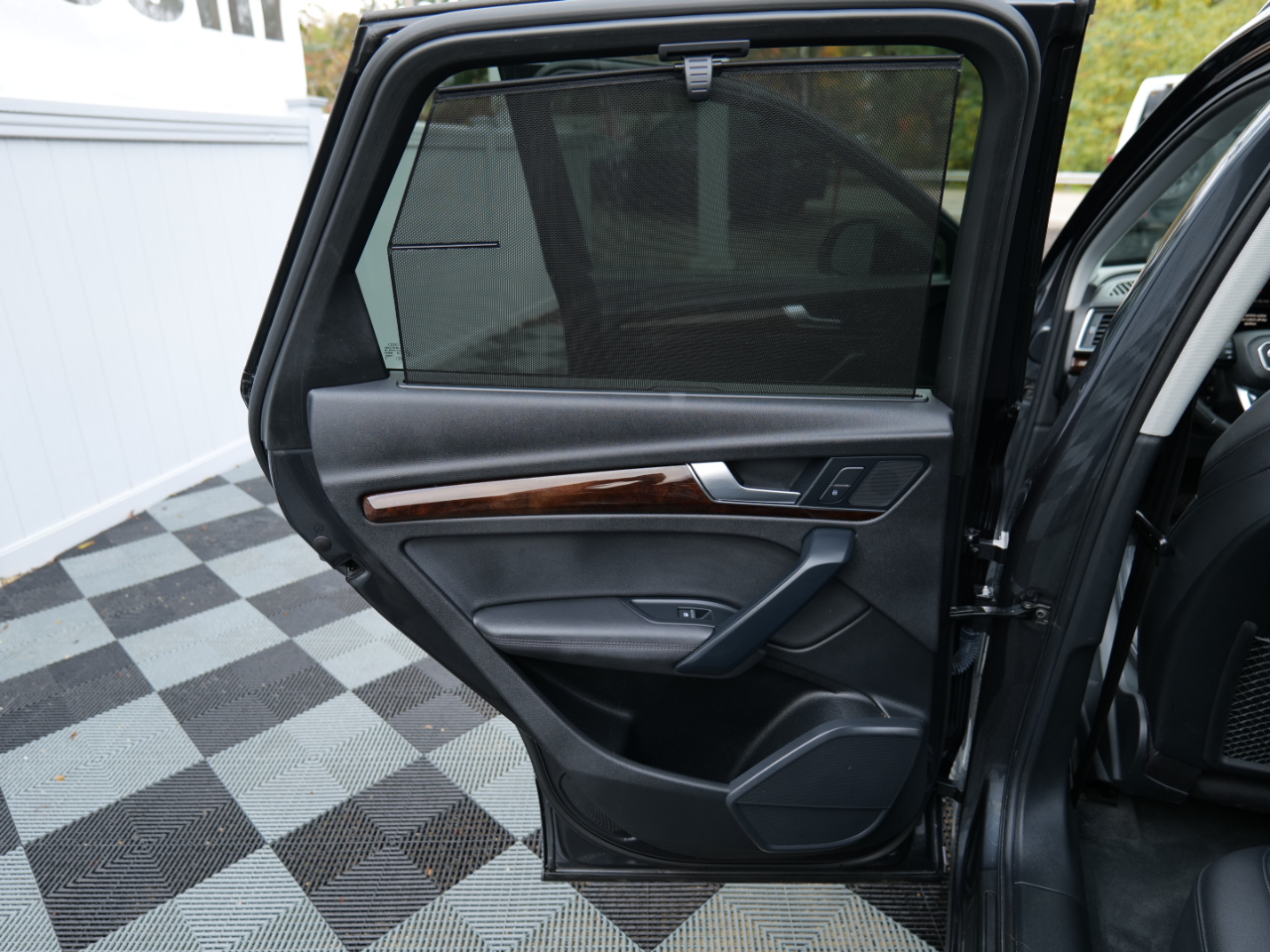 Audi Q5 Premium Plus 45 TFSI quattro 2019 Audi Q5 Premium Plus 45 TFSI quattro 2019