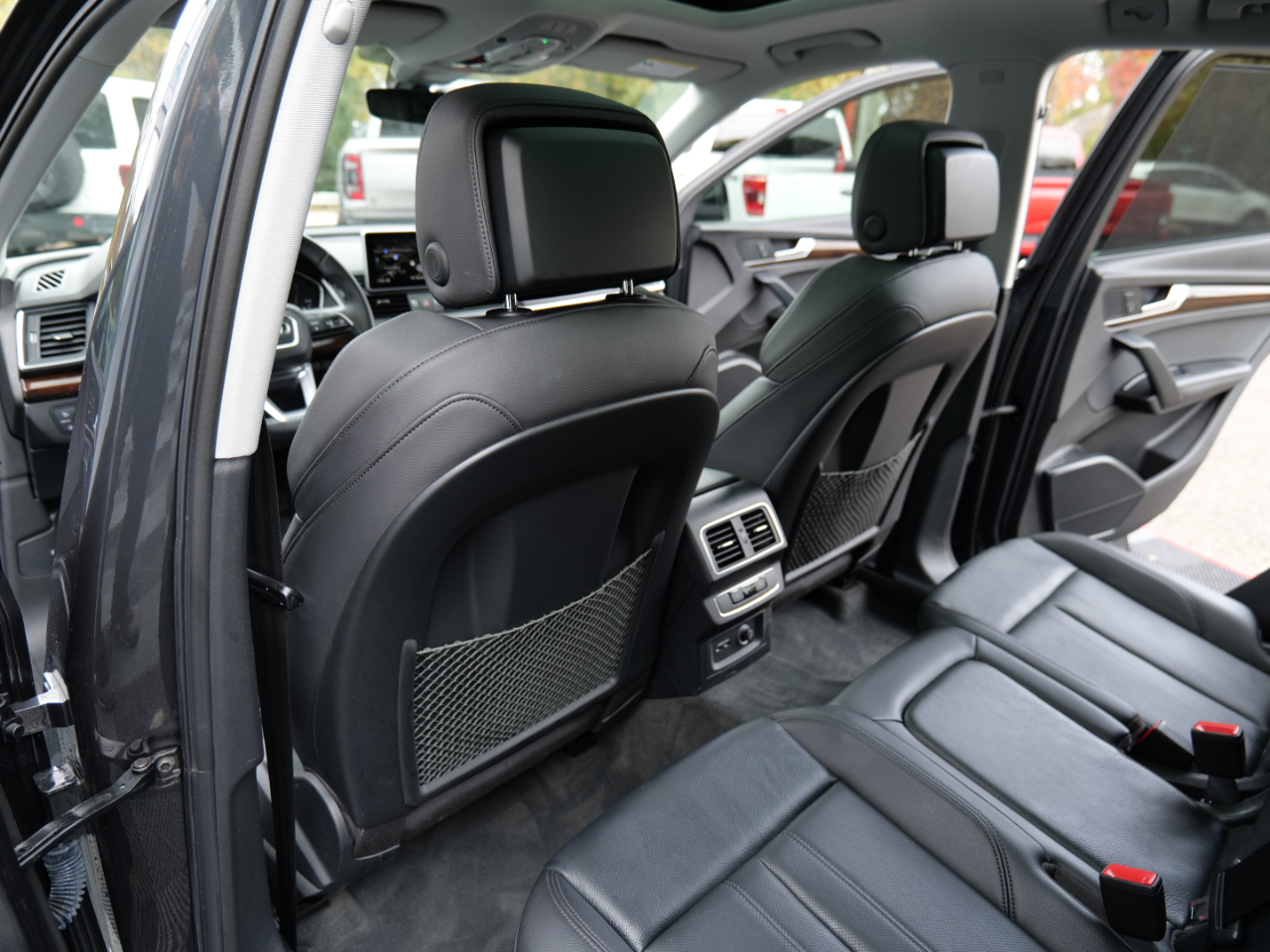 Audi Q5 Premium Plus 45 TFSI quattro 2019 Audi Q5 Premium Plus 45 TFSI quattro 2019