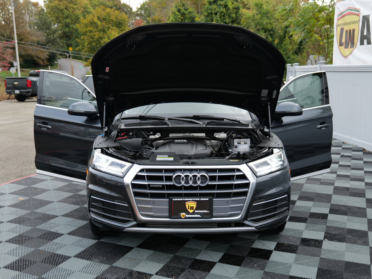 Audi Q5 Premium Plus 45 TFSI quattro 2019 Audi Q5 Premium Plus 45 TFSI quattro 2019