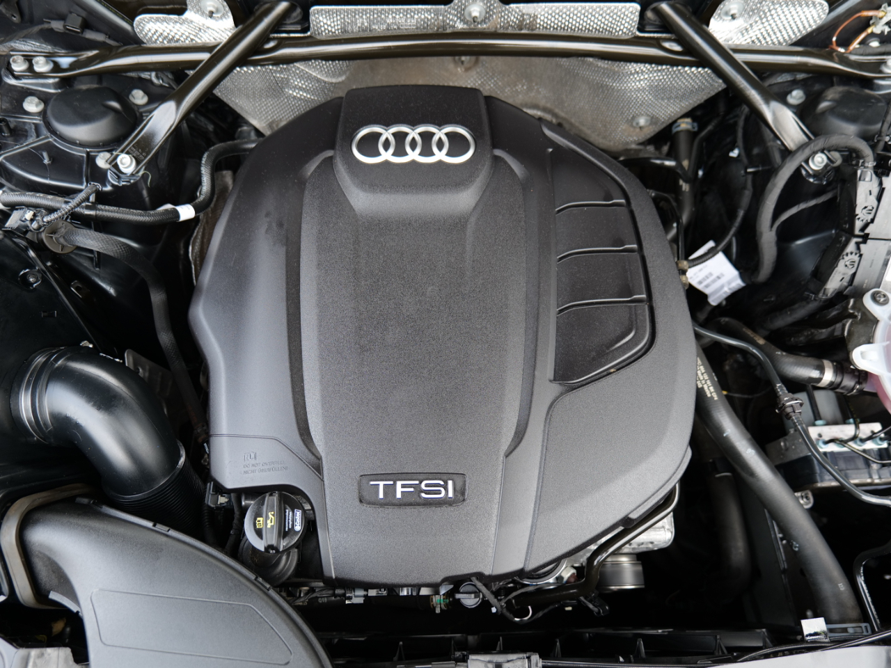 Audi Q5 Premium Plus 45 TFSI quattro 2019 Audi Q5 Premium Plus 45 TFSI quattro 2019