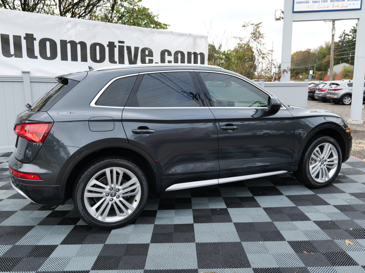 Audi Q5 Premium Plus 45 TFSI quattro 2019 Audi Q5 Premium Plus 45 TFSI quattro 2019