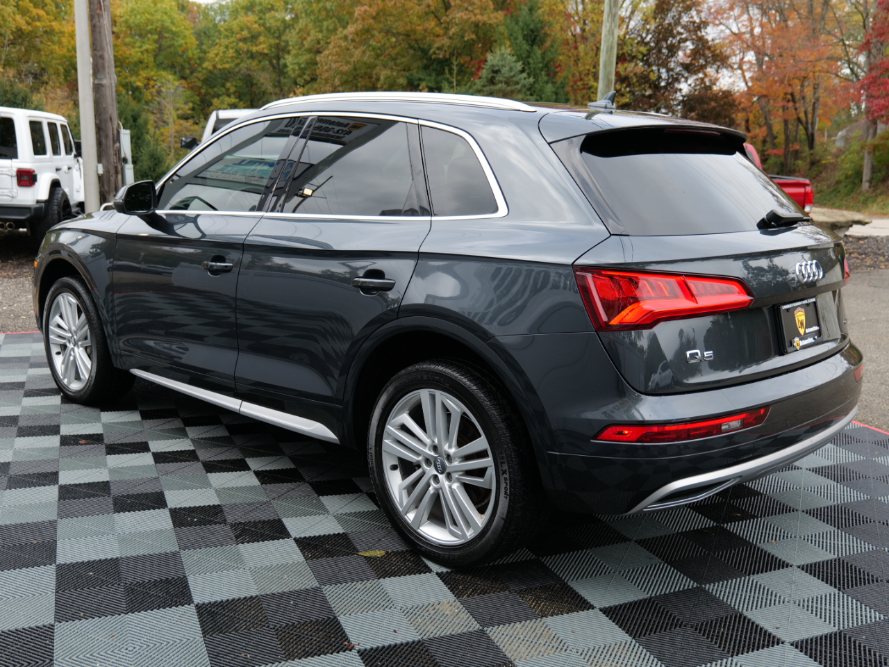 Audi Q5 Premium Plus 45 TFSI quattro 2019 Audi Q5 Premium Plus 45 TFSI quattro 2019