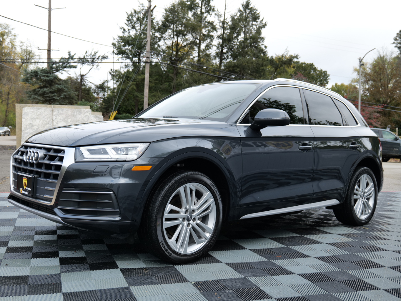 Audi Q5 Premium Plus 45 TFSI quattro 2019 Audi Q5 Premium Plus 45 TFSI quattro 2019