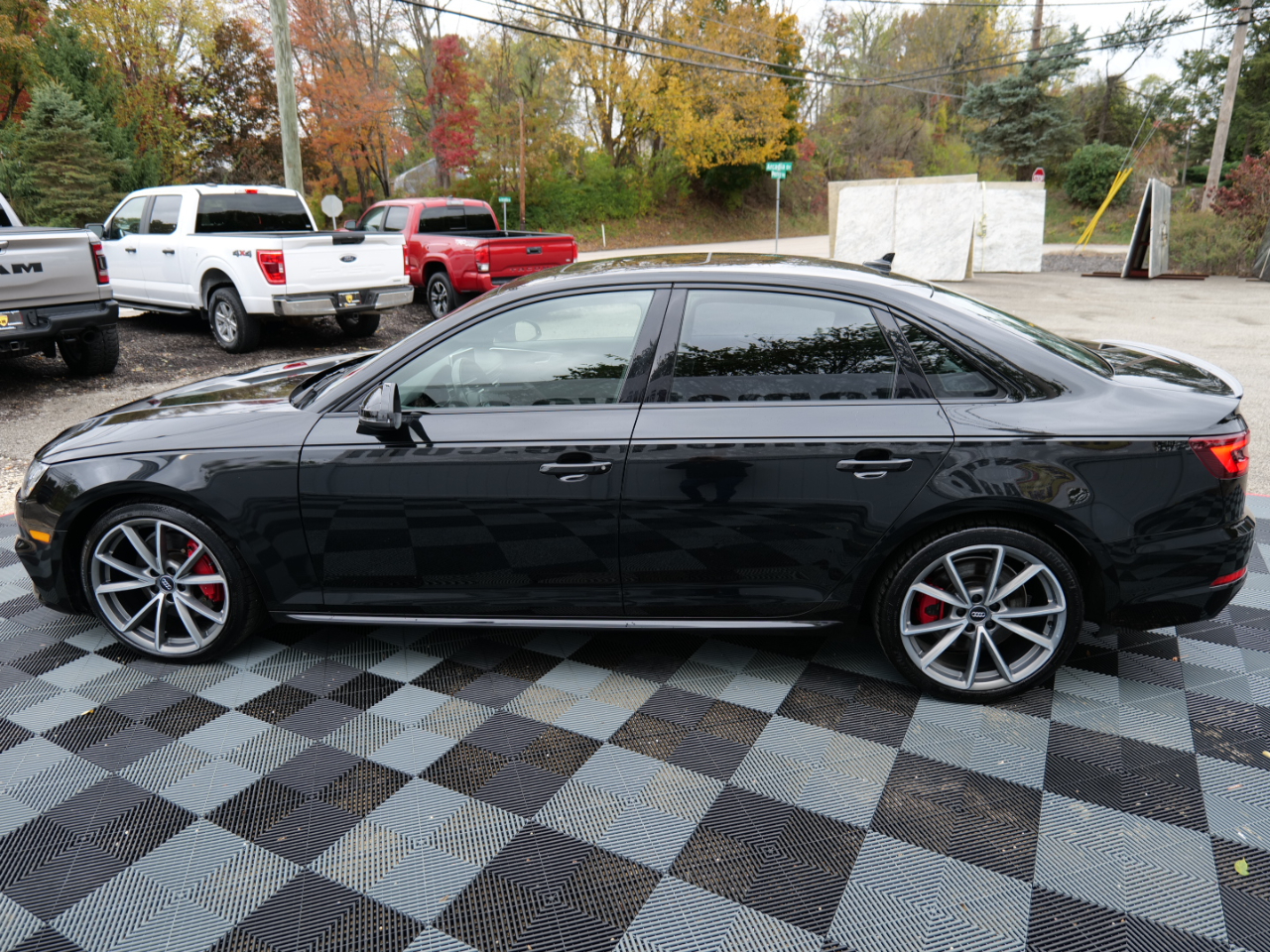 Audi A4 2.0 TFSI Auto Premium Plus quattro AWD 2018 Audi A4 2.0 TFSI Auto Premium Plus quattro AWD 2018